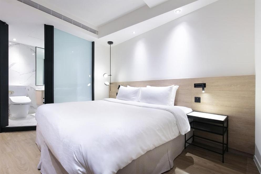 Keebe Hotel Цзилун Экстерьер фото